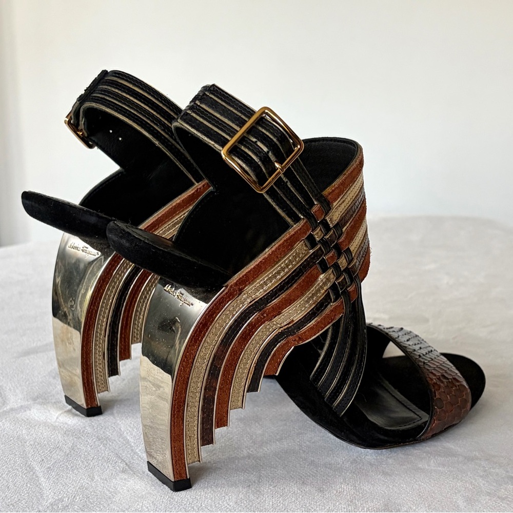 Salvatore Ferragamo Lenny F/W 2015 Runway Art Deco heels, *never worn* w/dustbag - Picture 3 of 17